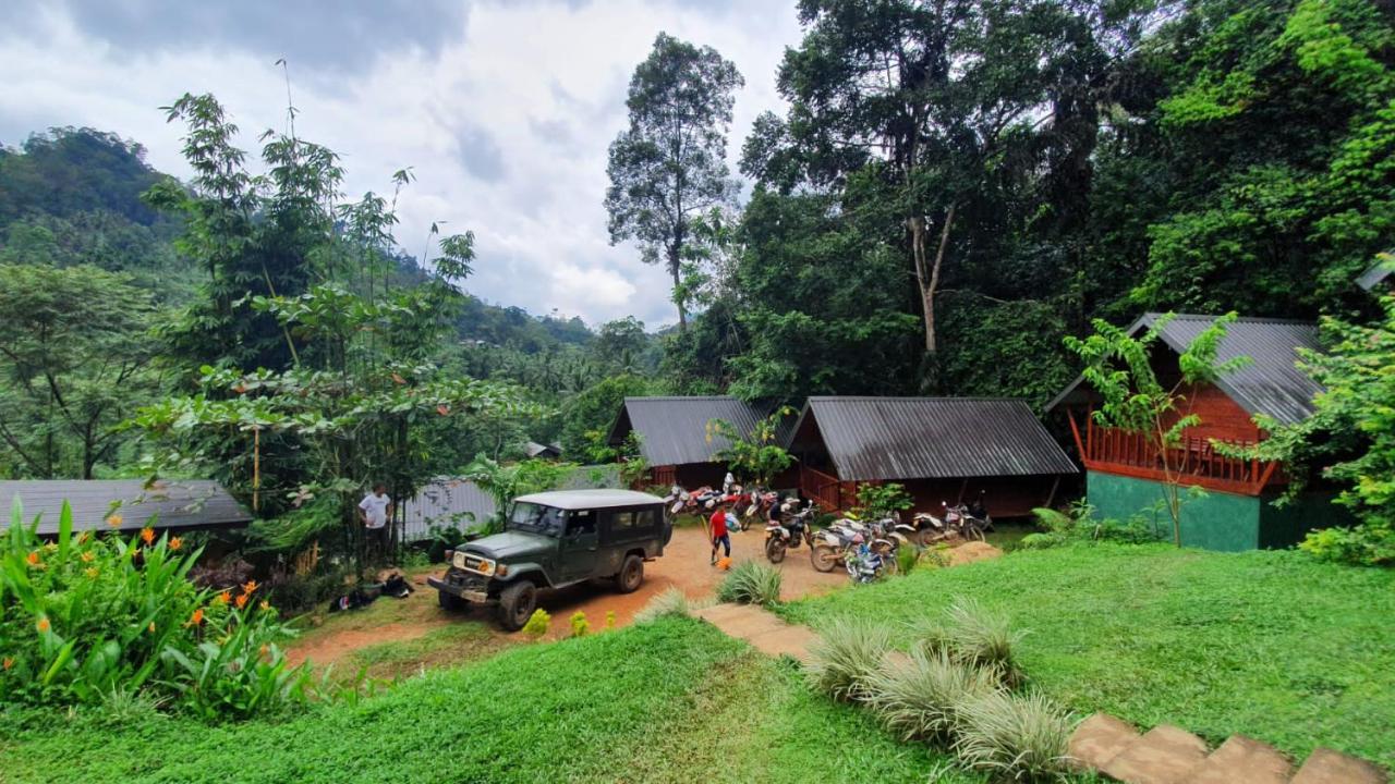 Sinharaja Forest Gate Deniyaya Exterior photo